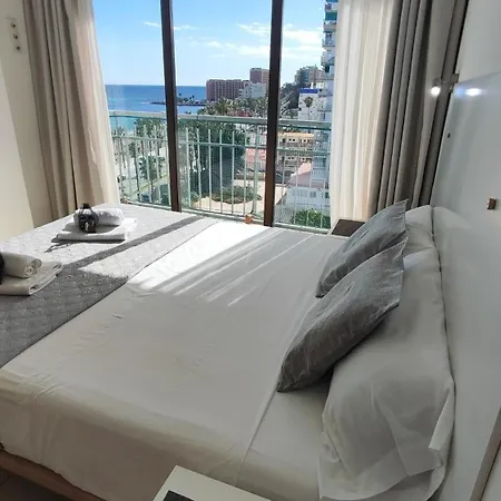 1st Line With Wonderful Sea Views Benalmadena